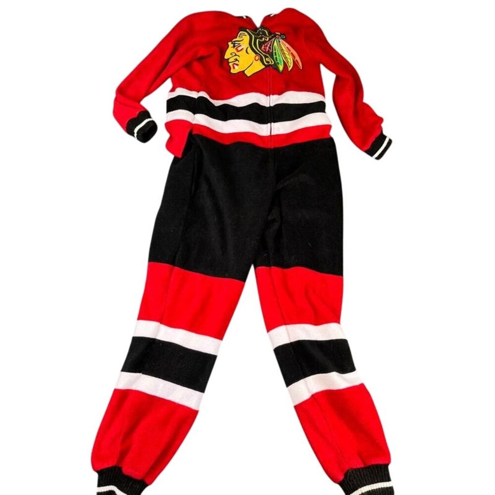 Men’s Hockey Sockey Chicago Blackhawks Red/Black/White Fleece Onesie – Excellent